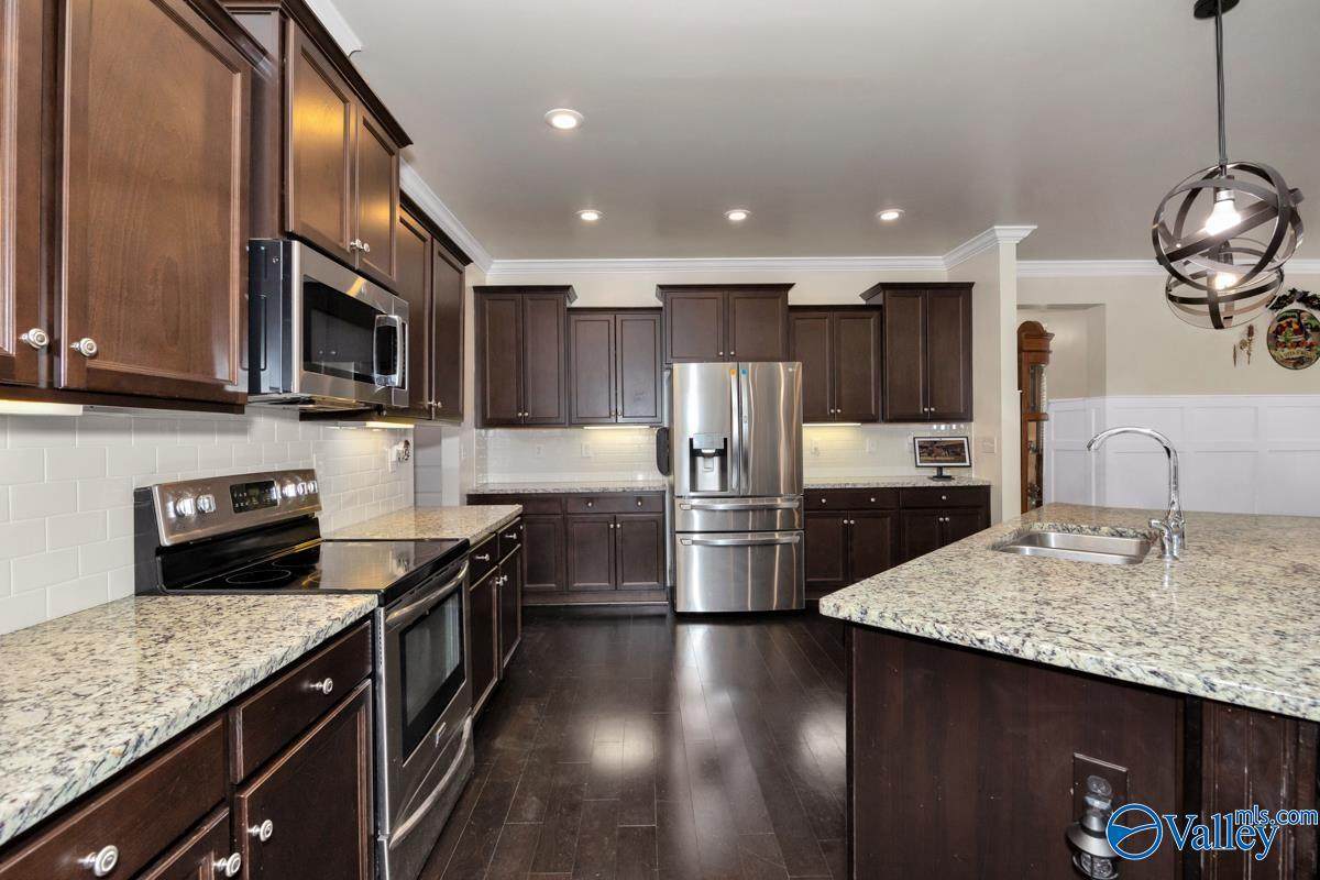 159 Dustin Lane - Photo 1
