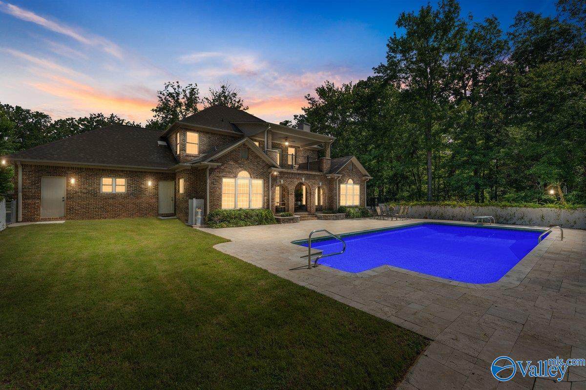 5007 Sunset Bluff - Photo 1