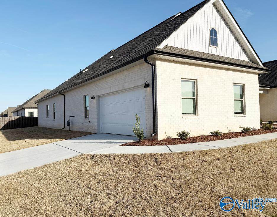 6057 Gardner Maples Drive - Photo 1