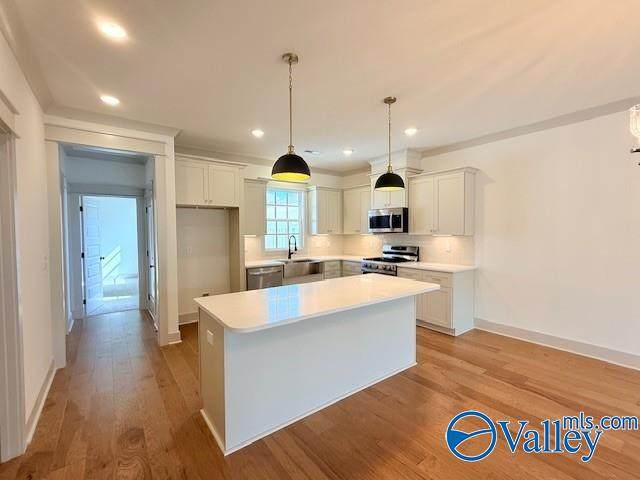 https://bt-photos.global.ssl.fastly.net/nalmls/orig_boomver_1_21916594-2.jpg