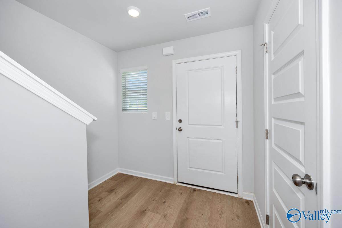https://bt-photos.global.ssl.fastly.net/nalmls/orig_boomver_2_21919023-2.jpg