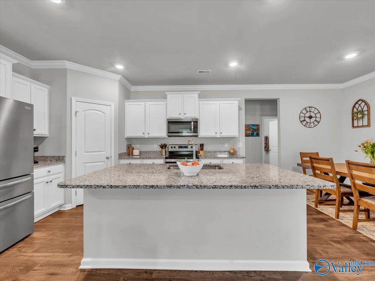 14900 Eva Circle - Photo 1