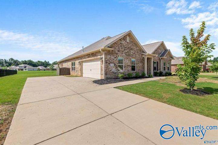 142 Tango Drive - Photo 1