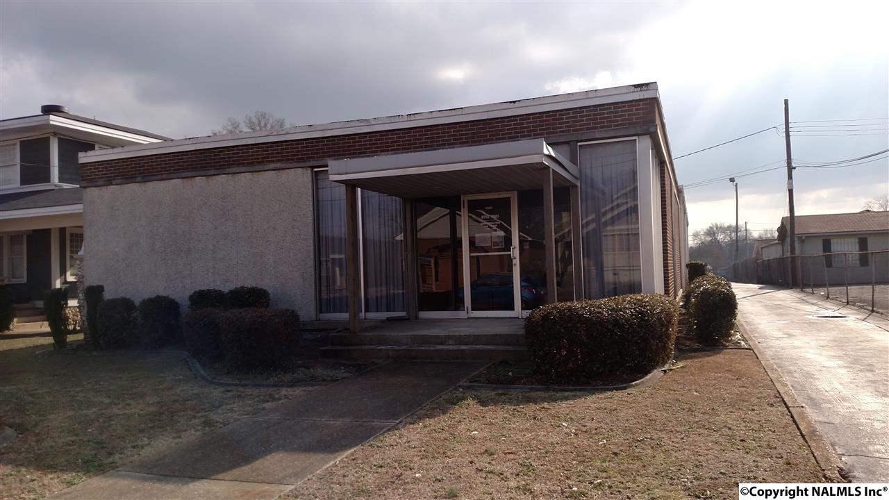 1050 Forrest Avenue - Photo 1