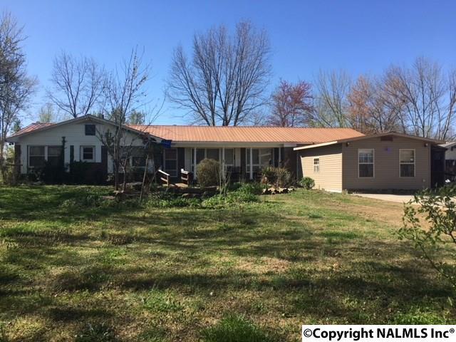 1657 12TH AVENUE - Photo 1