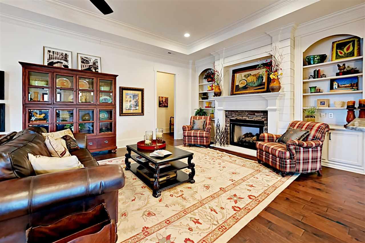 8680 Cobblers Lane - Photo 1