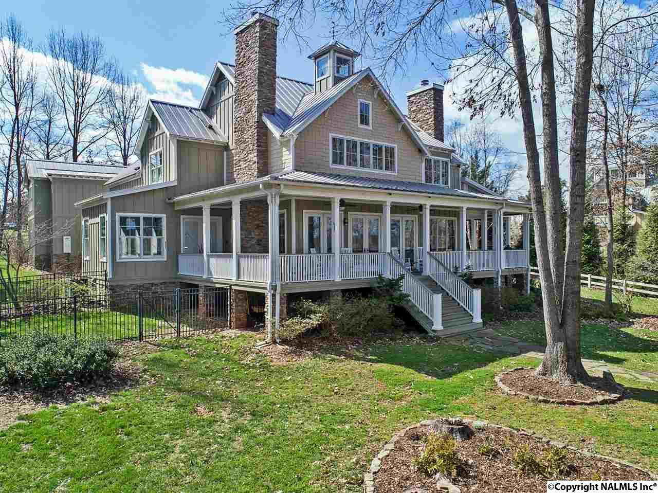 219 Lake Pointe Circle - Photo 1