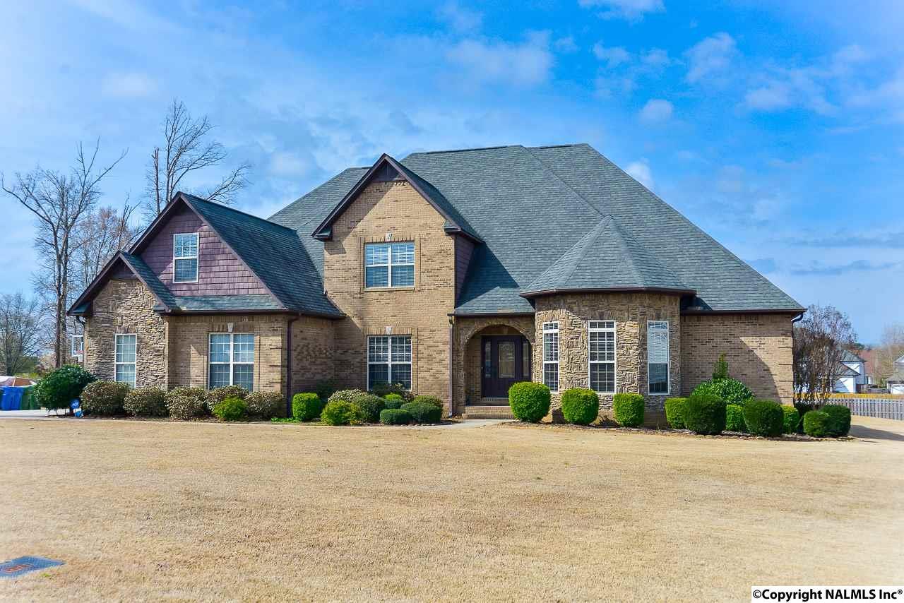 2607 Stone Hills Drive - Photo 1