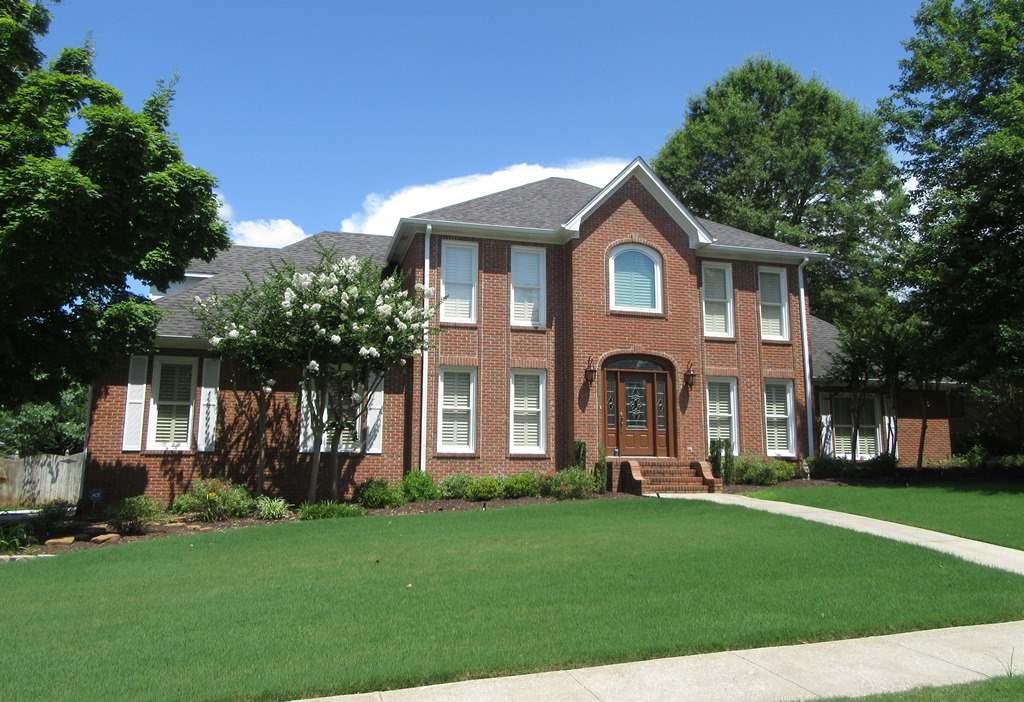 3302 Cedarhurst Drive - Photo 1