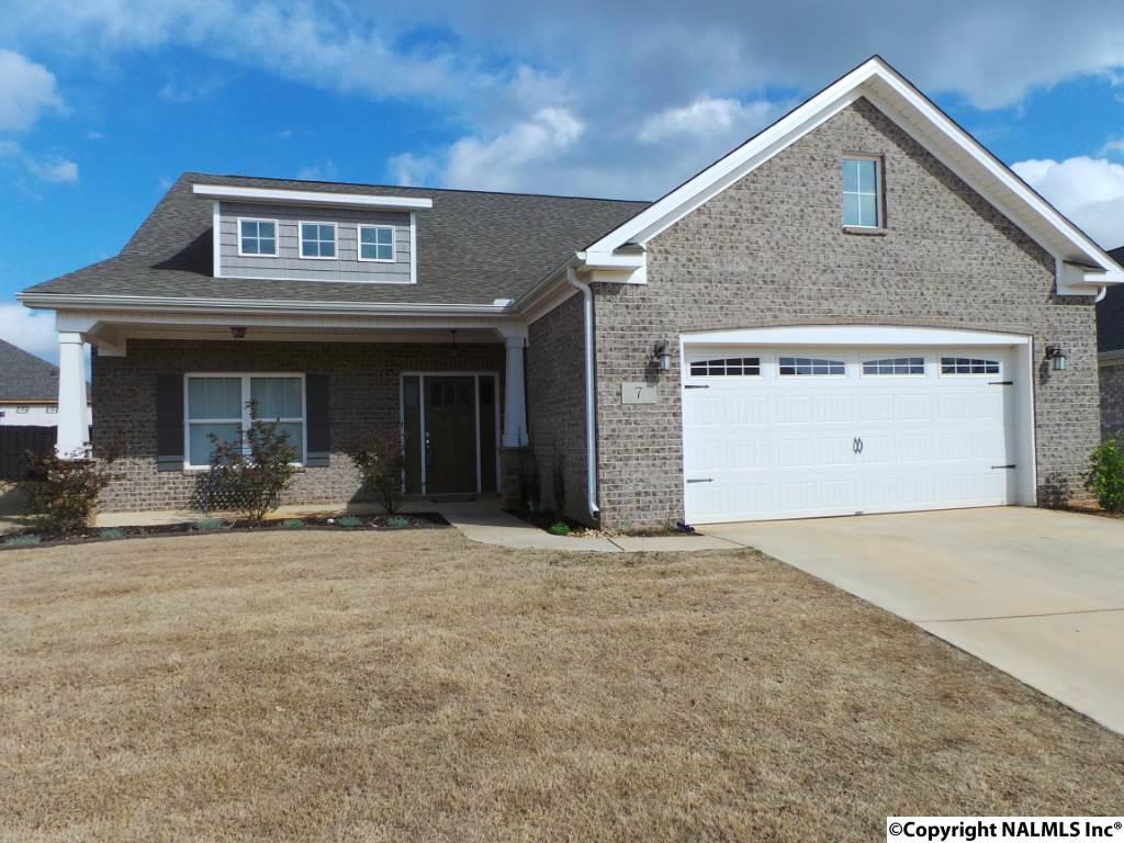 7 Faulkner Road - Photo 1