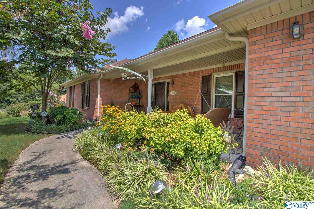 139 Castleton Drive - Photo 1