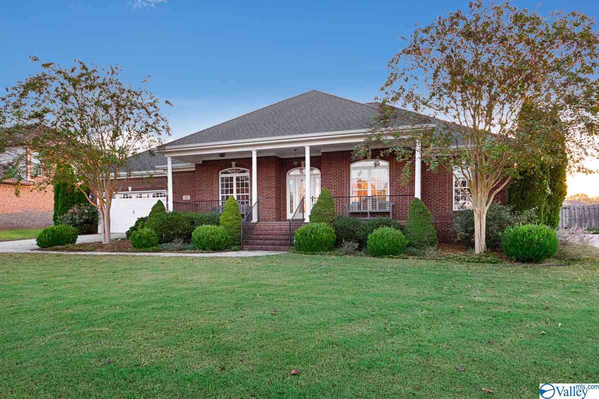 317 Spencer Lakes Drive - Photo 1
