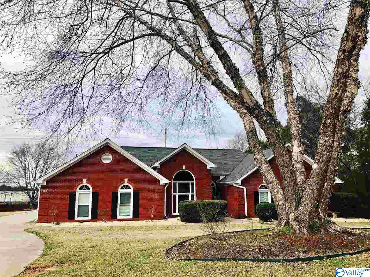 103 Callaway Drive - Photo 1