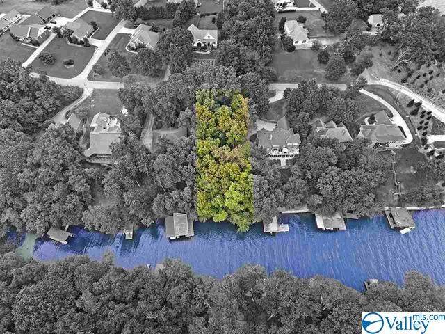 632 Ridgecliff Drive - Photo 1