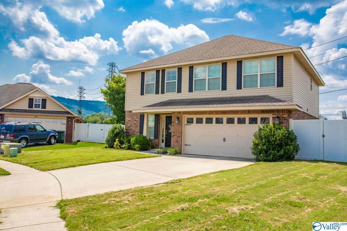 2526 Millwood Circle - Photo 1