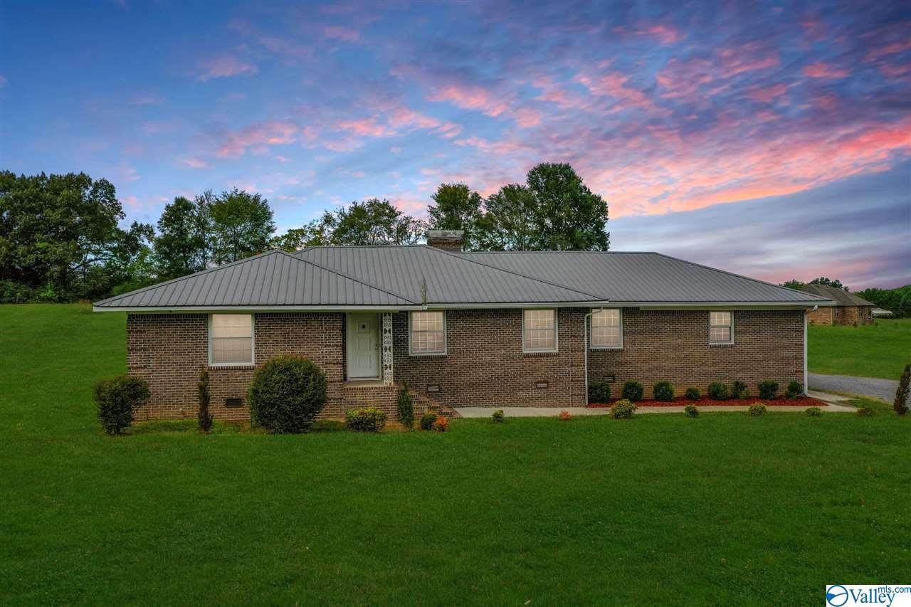 27807 Pinedale Road - Photo 1