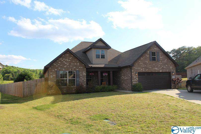 119 Churchill Terrace - Photo 1