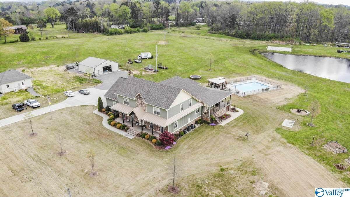 320 Park Road - Photo 1