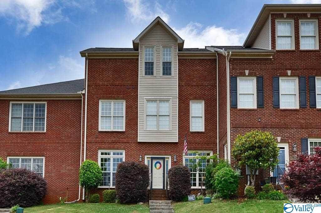 214 West Lake Circle - Photo 1