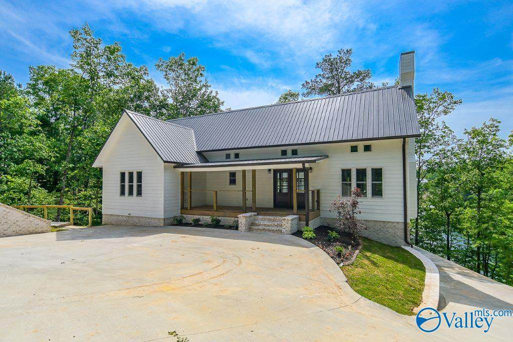 320 County Road 2110 - Photo 1
