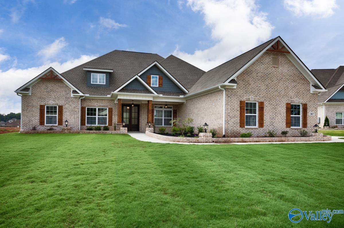 367 Kendallwood Drive - Photo 1