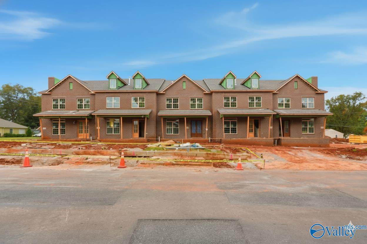 209 Marsheutz Avenue - Photo 1