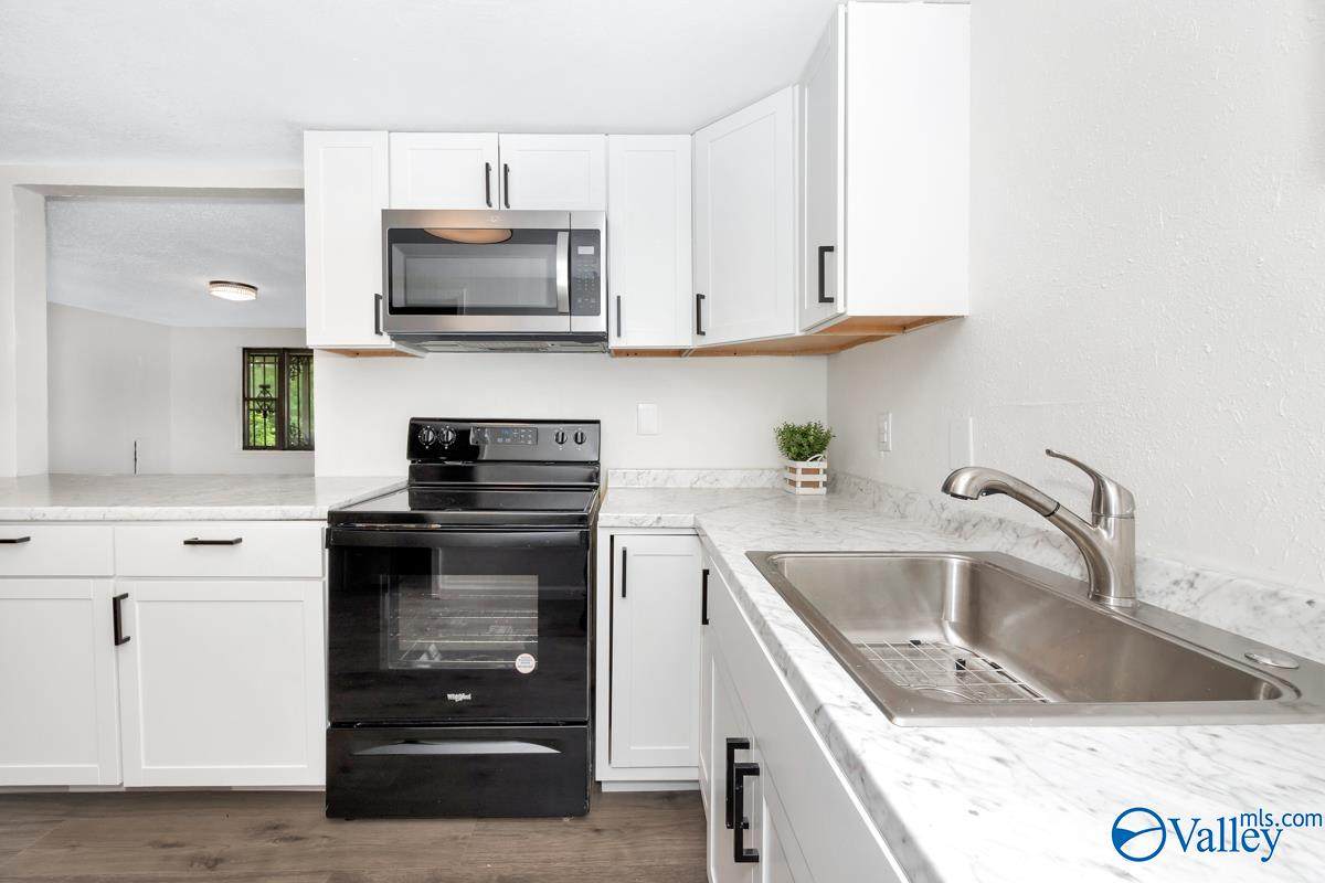 140 Stewart Road - Photo 1