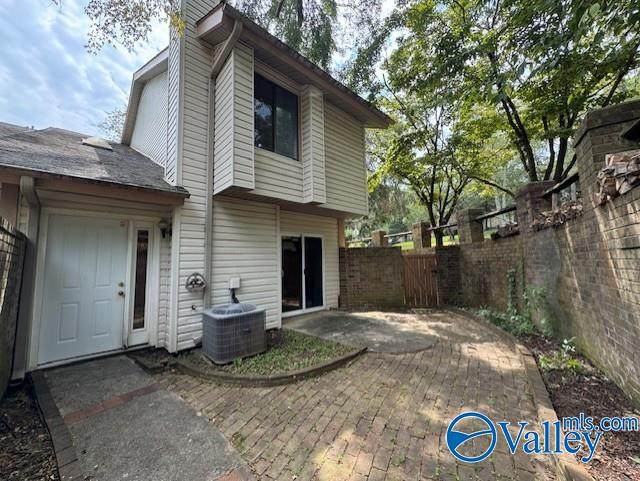 1320 Julia Street - Photo 1