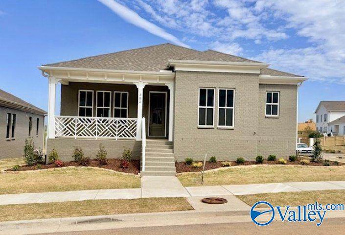 382 Saint Louis Street - Photo 1