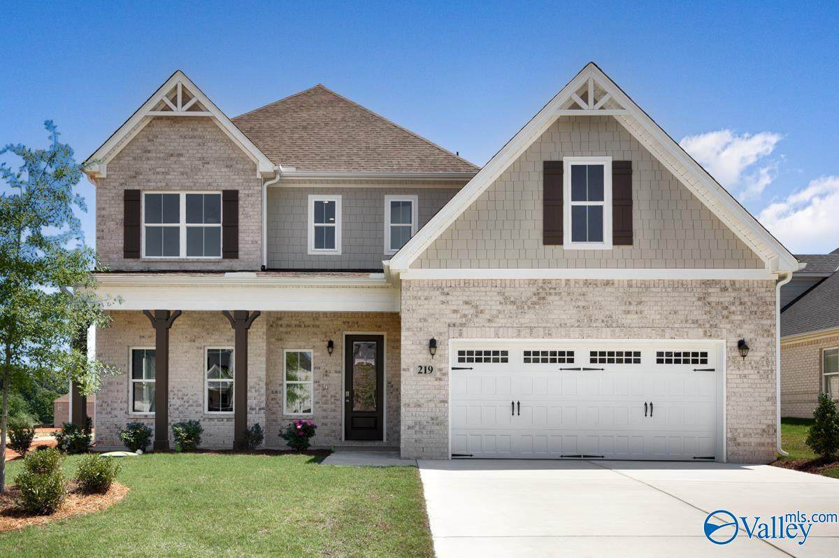 219 Charlie Lee Circle - Photo 1