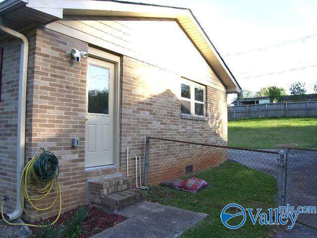https://bt-photos.global.ssl.fastly.net/nalmls/orig_boomver_2_21915399-2.jpg