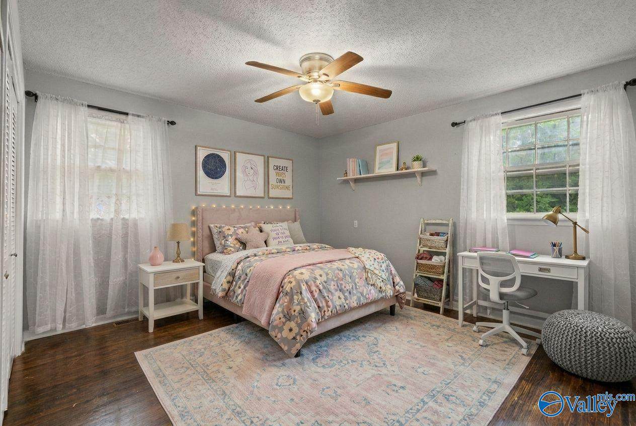 https://bt-photos.global.ssl.fastly.net/nalmls/orig_boomver_3_21920509-2.jpg