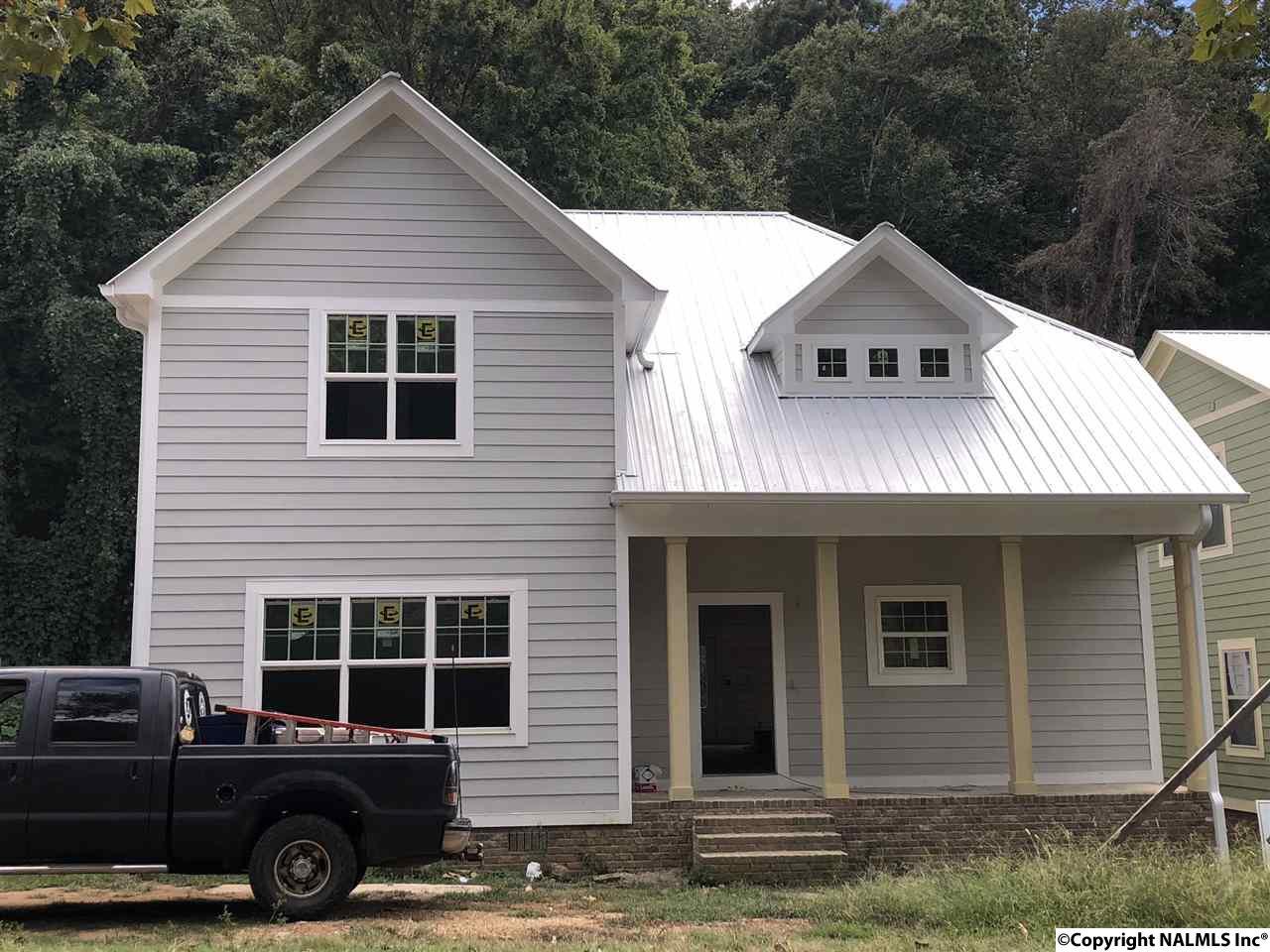 1571 Patterson Street - Photo 1