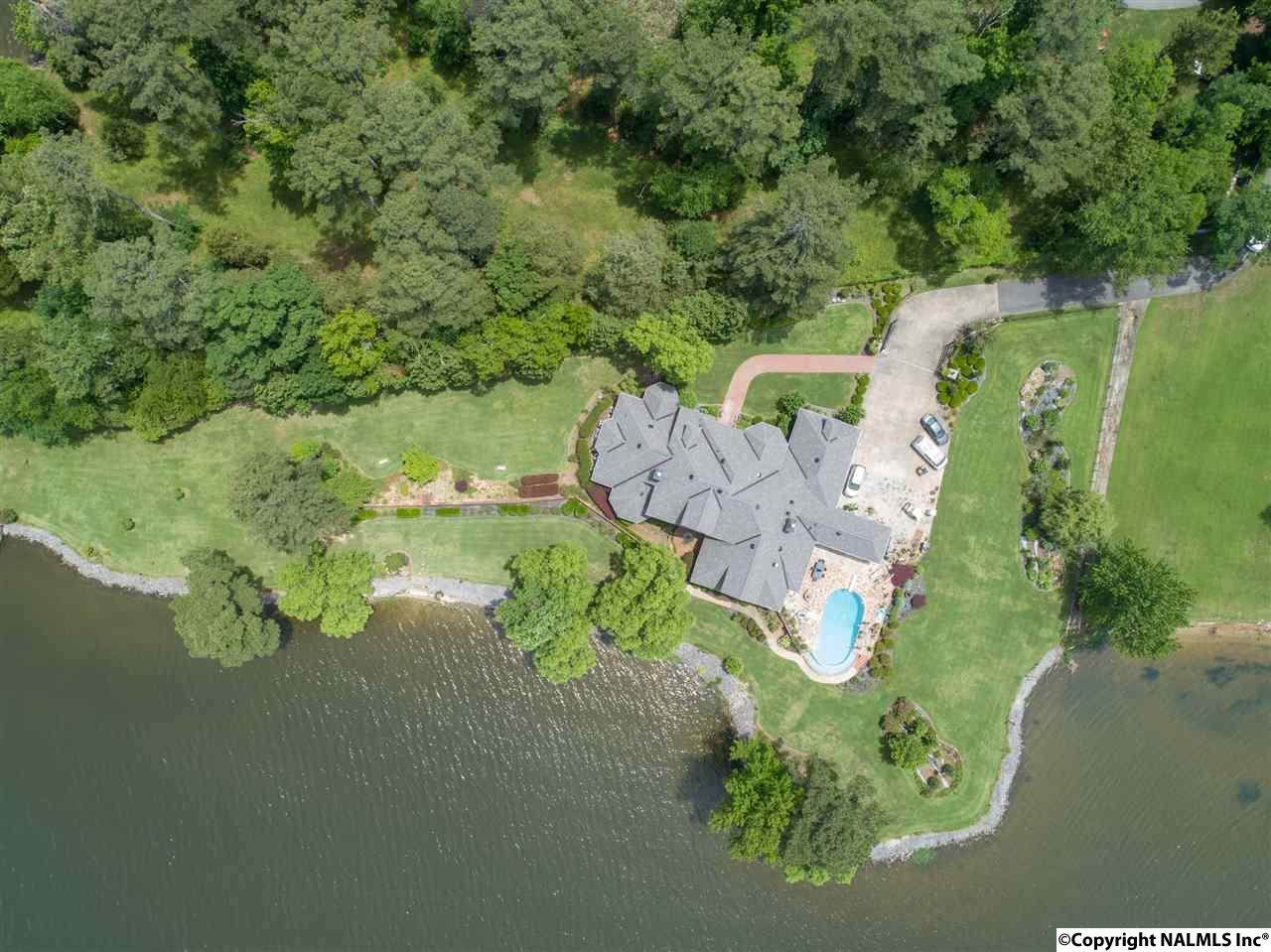 1501 Signal Point Road - Photo 1