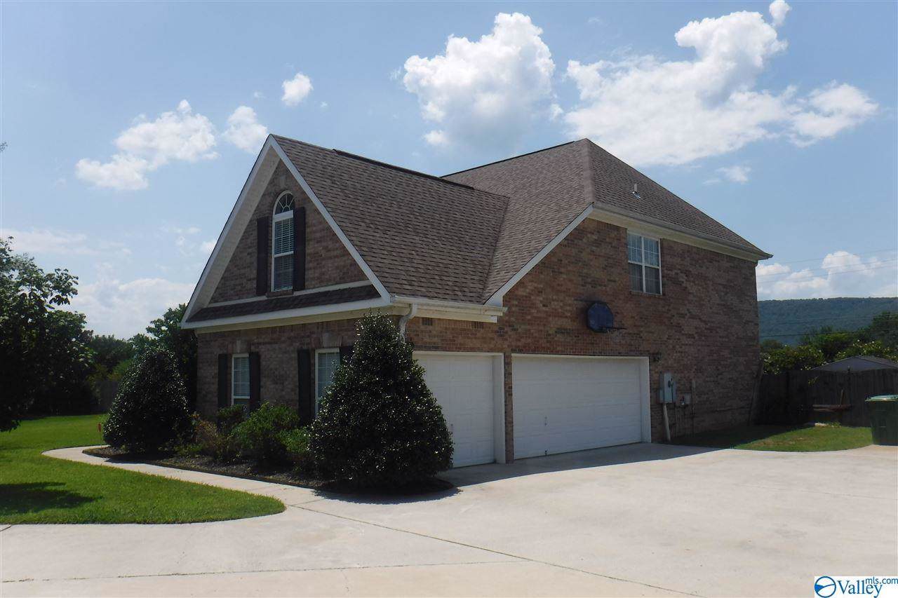 5000 Willow Creek Drive - Photo 1