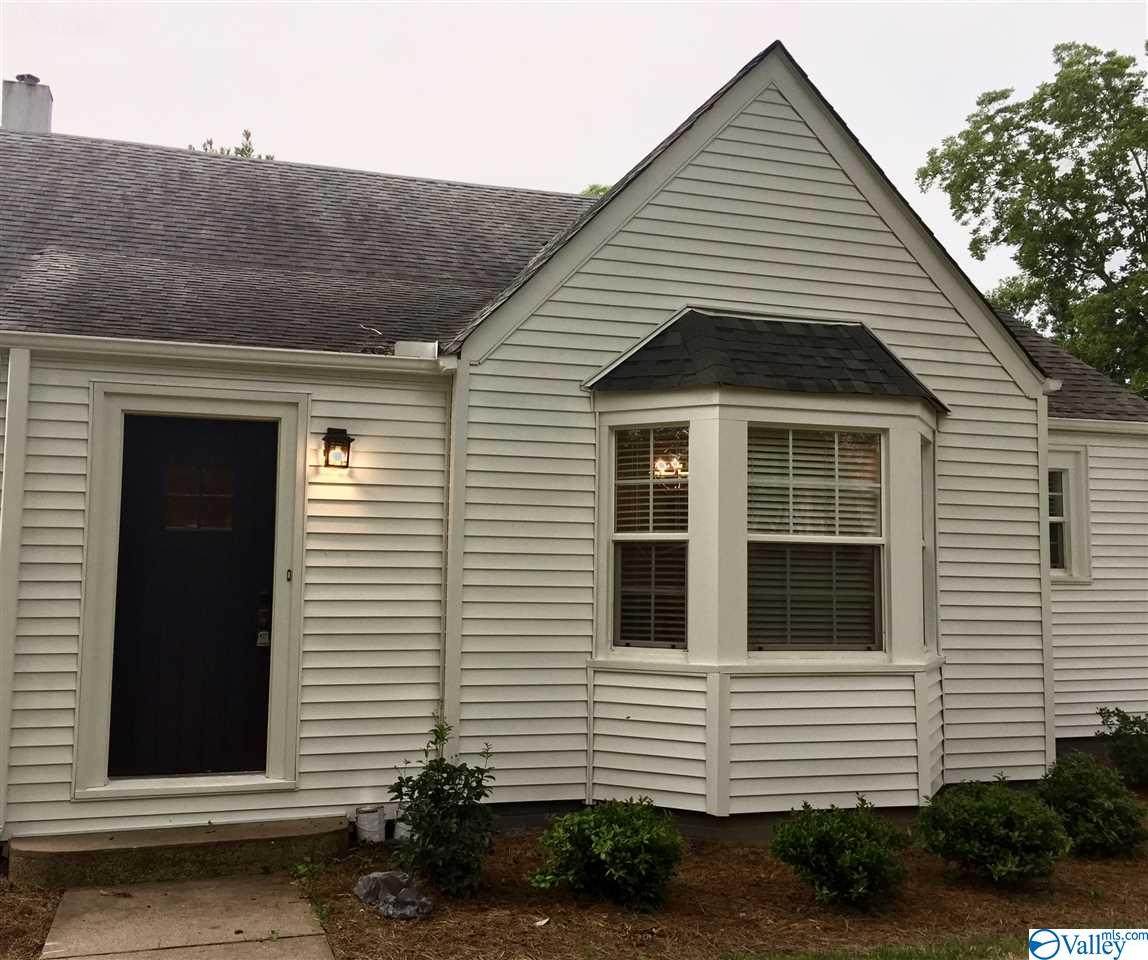 105 East Alabama Avenue - Photo 1