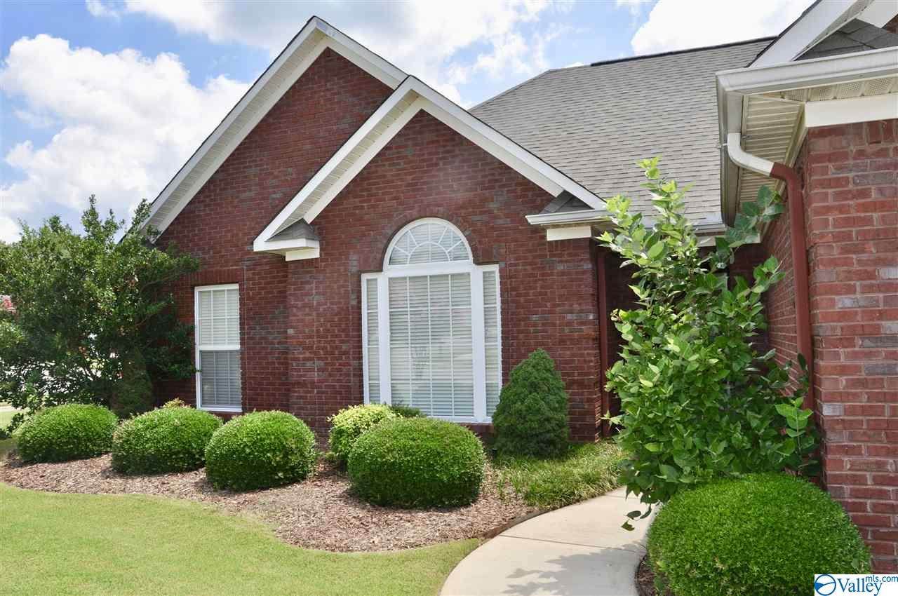 201 Park Place Drive - Photo 1
