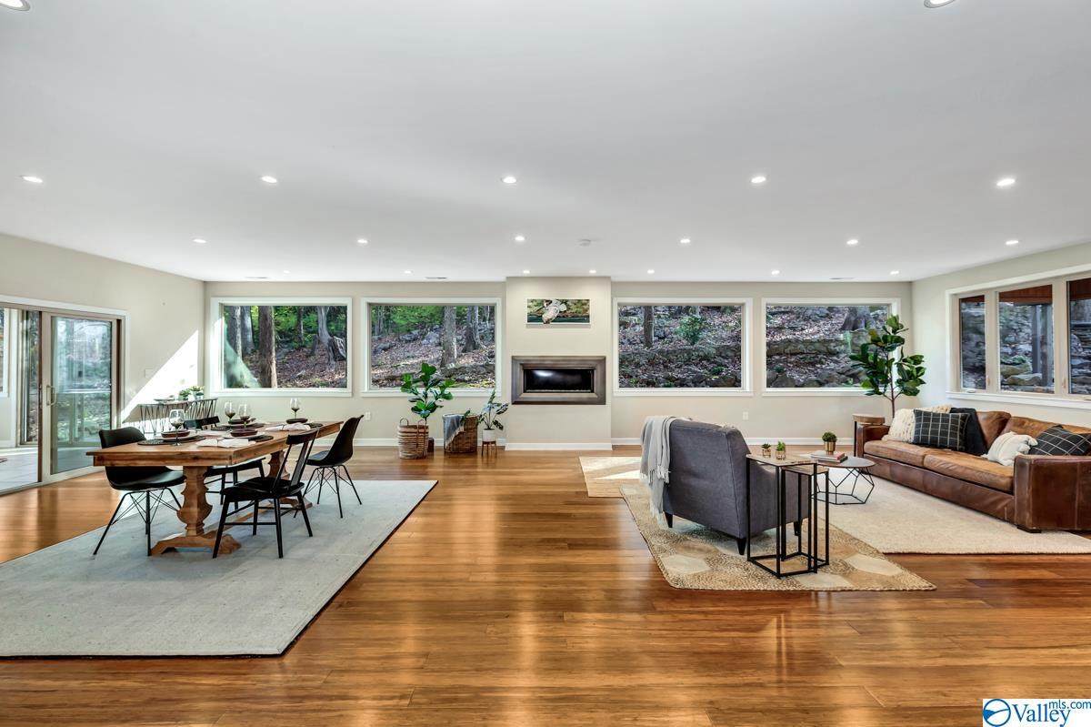 2207 Lytle Street - Photo 1
