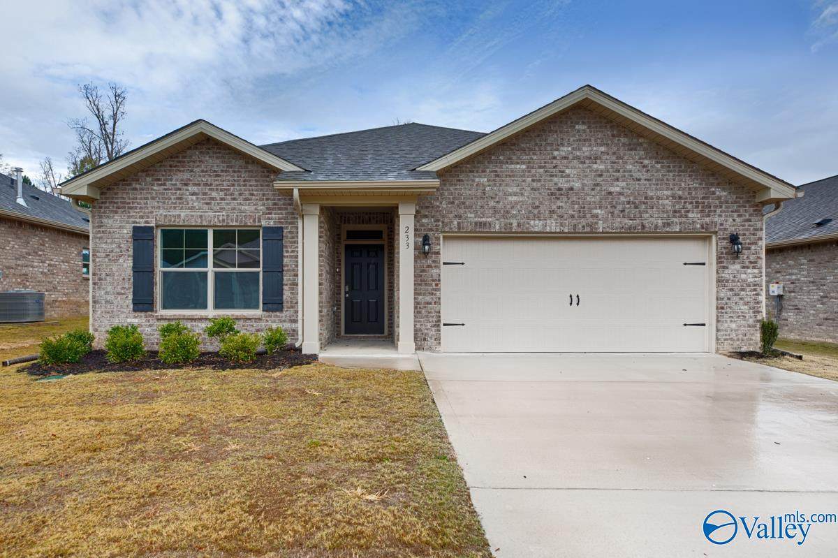 233 Ashland Drive - Photo 1