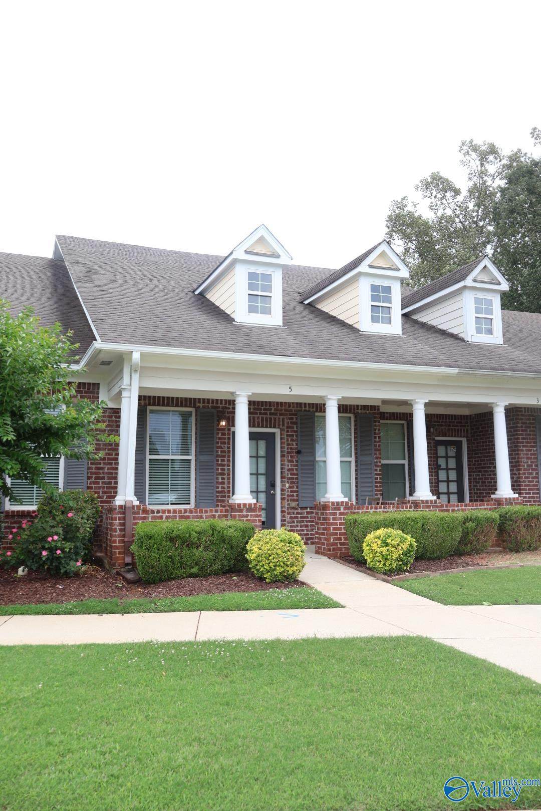 5 Atherton Circle - Photo 1