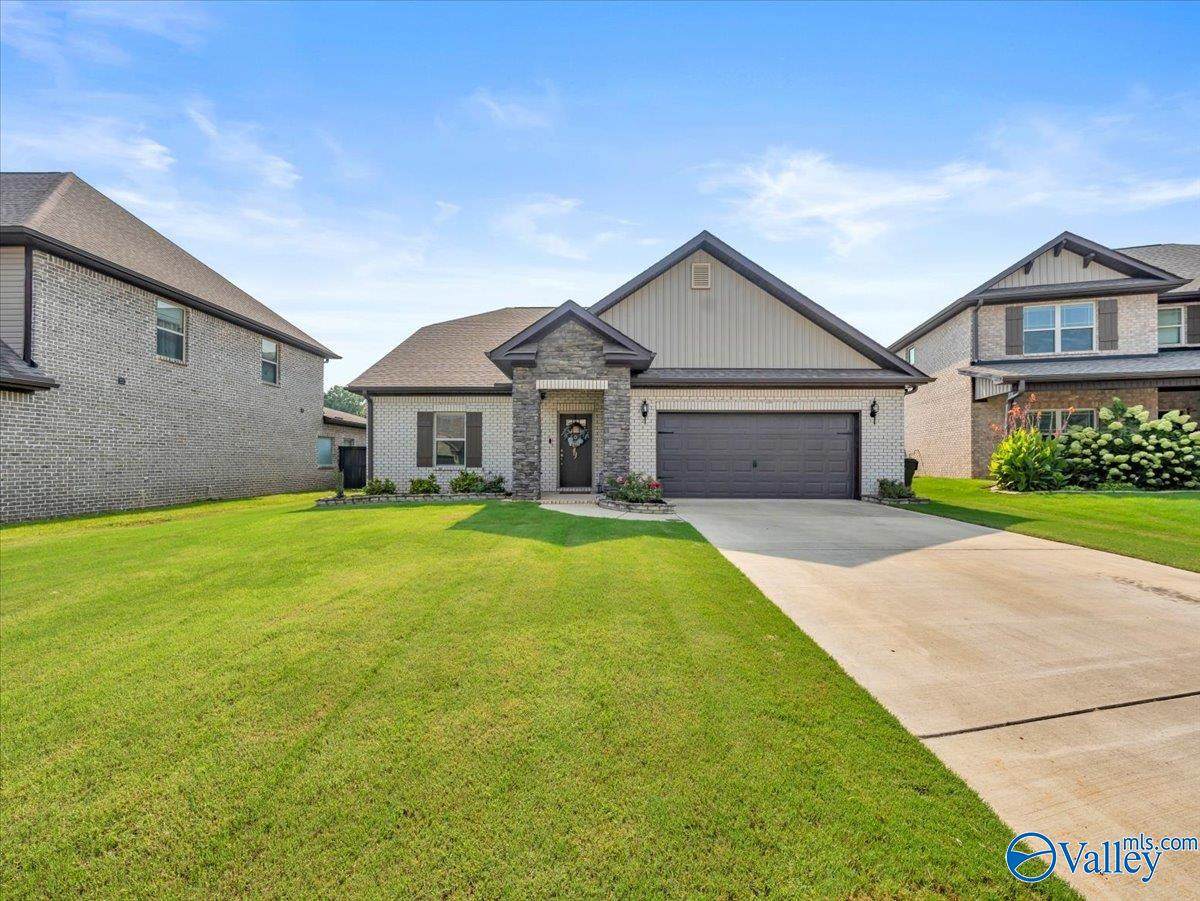 204 Keva Street - Photo 1