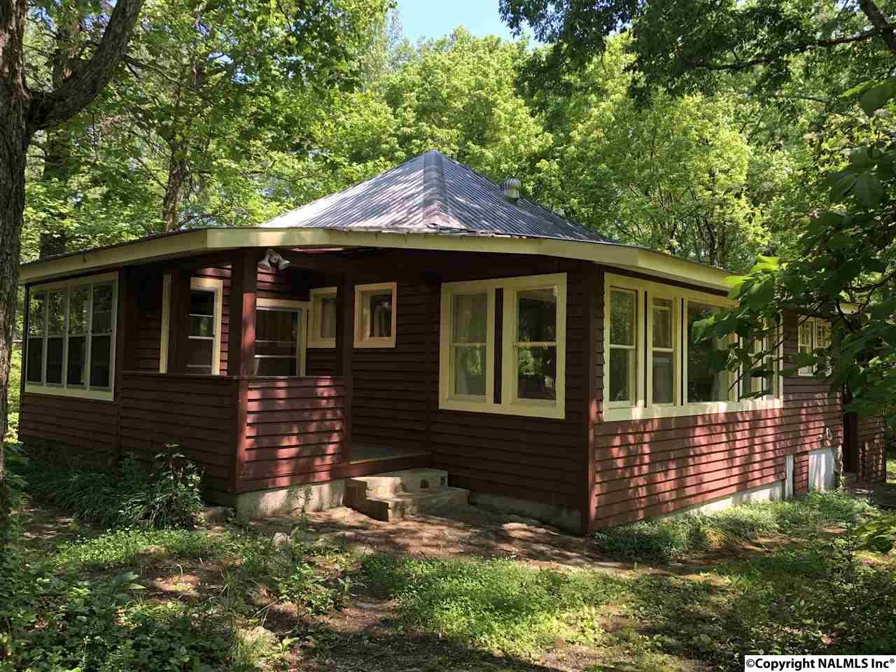 619 Cutler Avenue - Photo 1