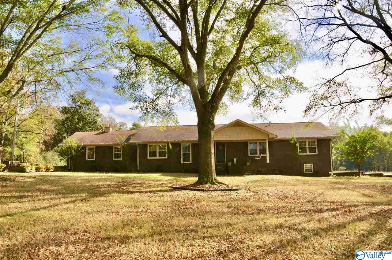 141 Bentwood Lane - Photo 1