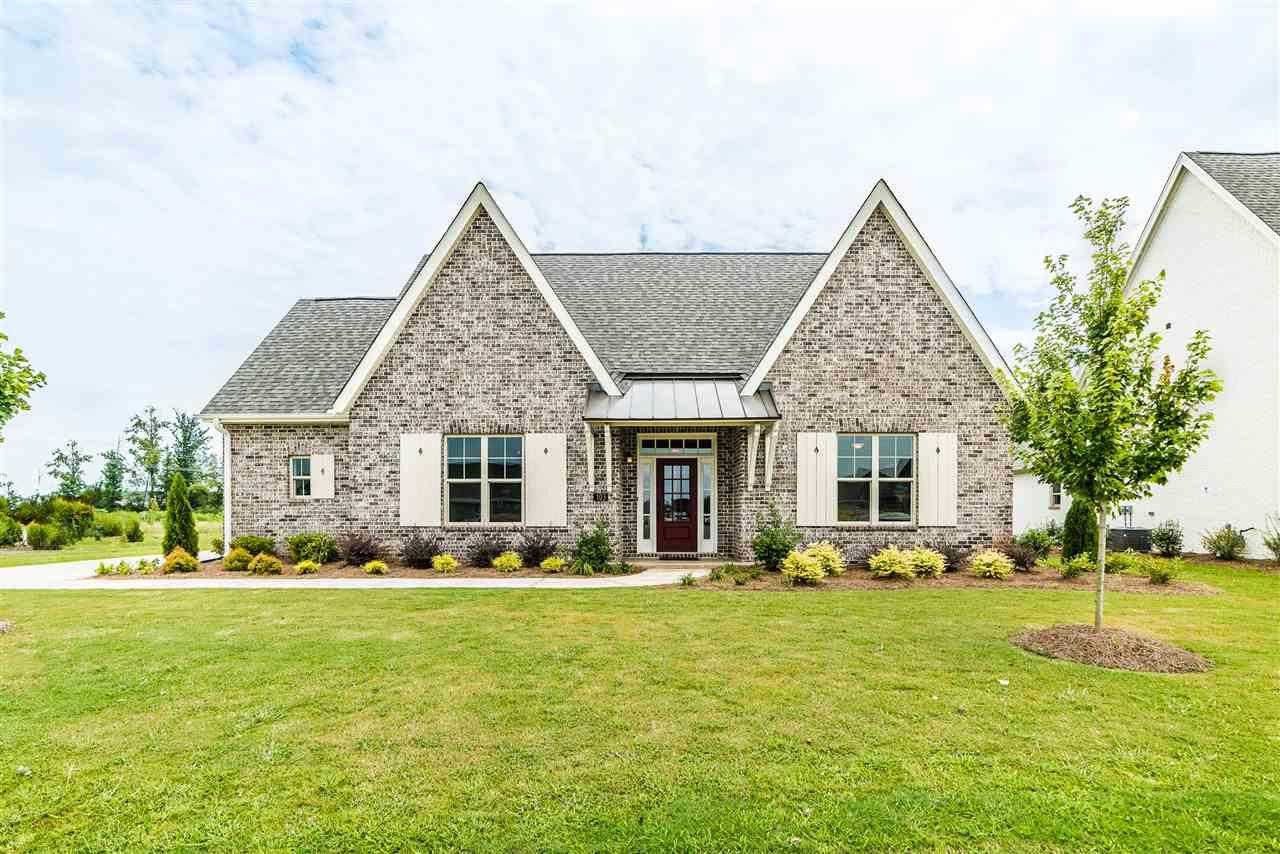 103 Starling Drive - Photo 1