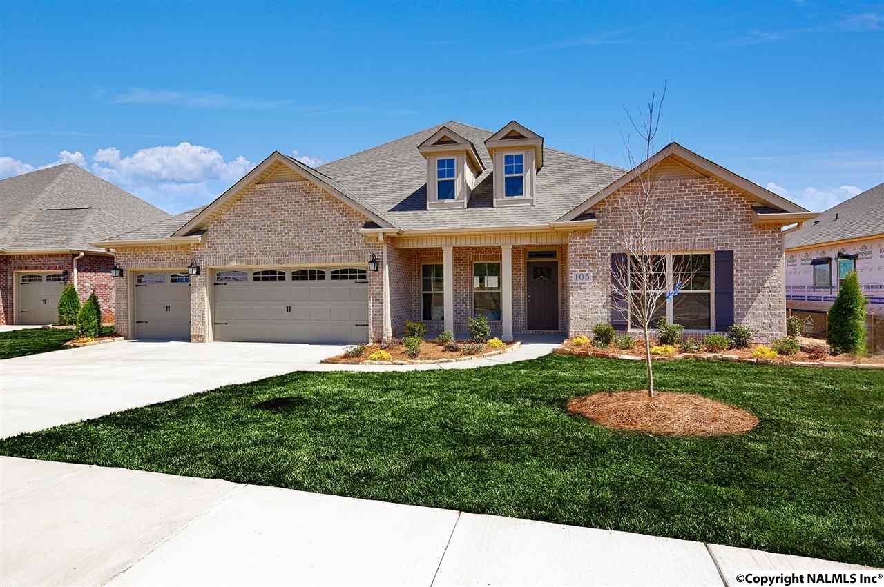 105 Pine Manor Drive - Photo 1