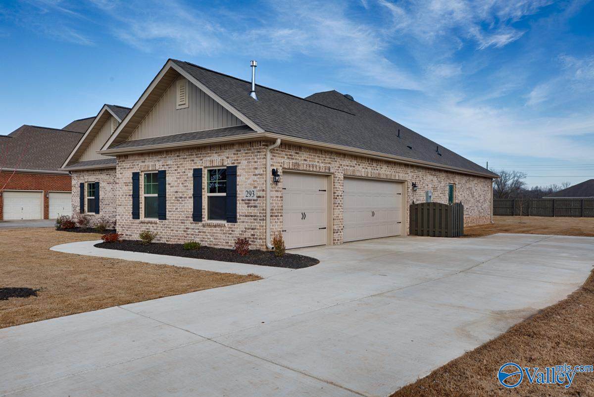 293 Northlake Drive - Photo 1