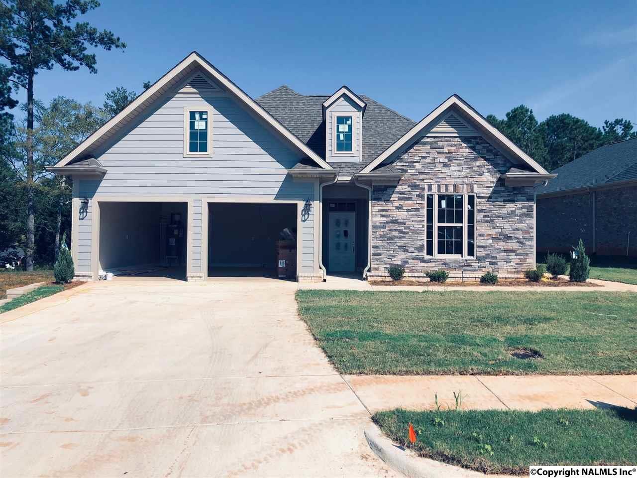 107 Colonnade Drive - Photo 1