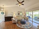 1599 Trafalgar Ln - Photo 3