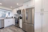 380 Seaview Ct - Photo 4