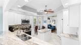 7876 Hawthorne Dr - Photo 10